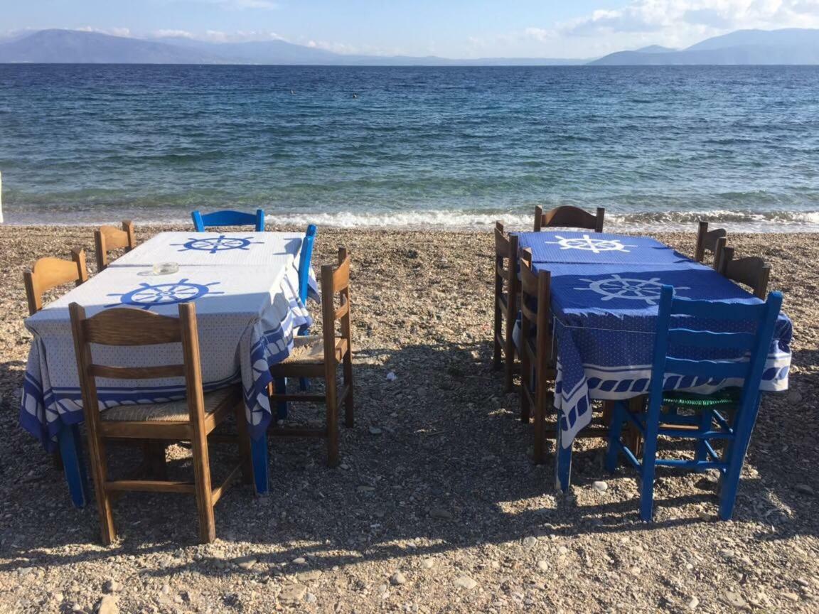Вилла Eratous Seaside House Agii Dimitrios ke Panteleimon Экстерьер фото